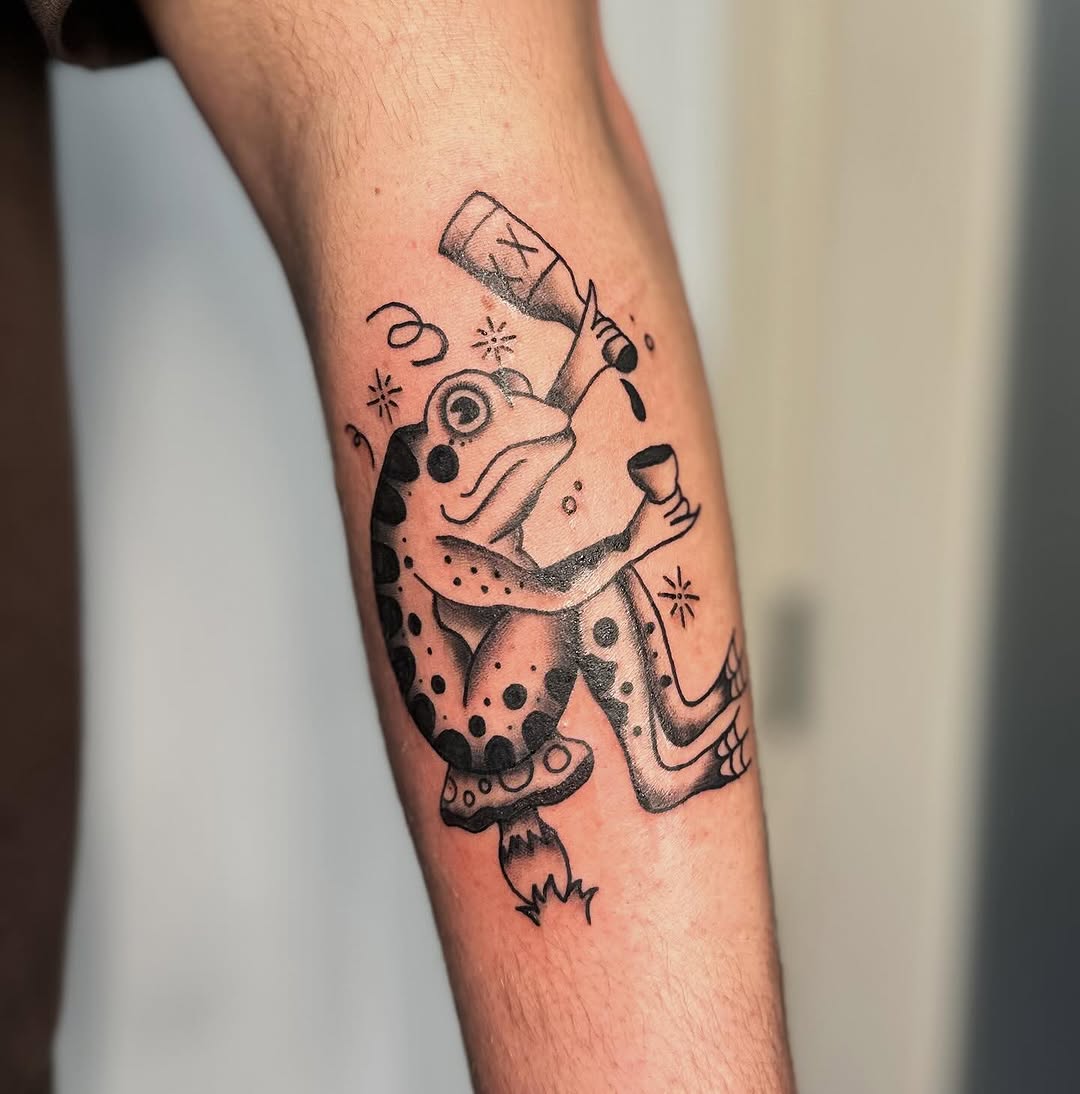Tattoo by @skyrosetattoos — american_traditional