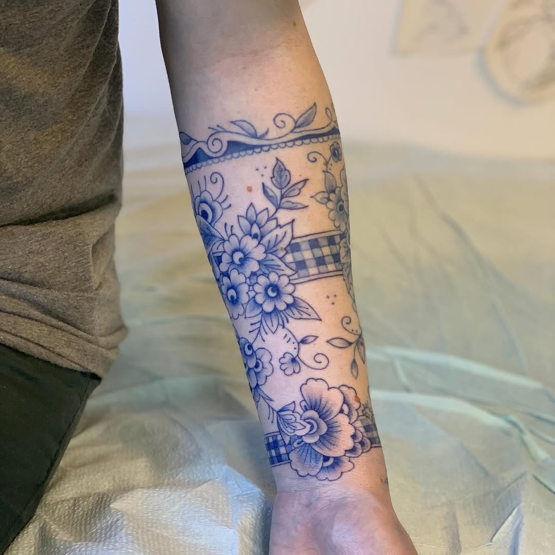 Tattoo by @misskwan — fine_line