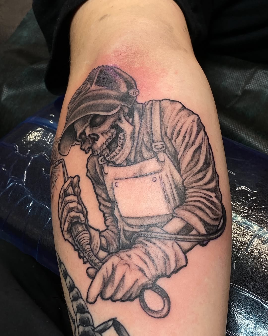 Tattoo by @omaredmisontattooer — black_and_grey, realism