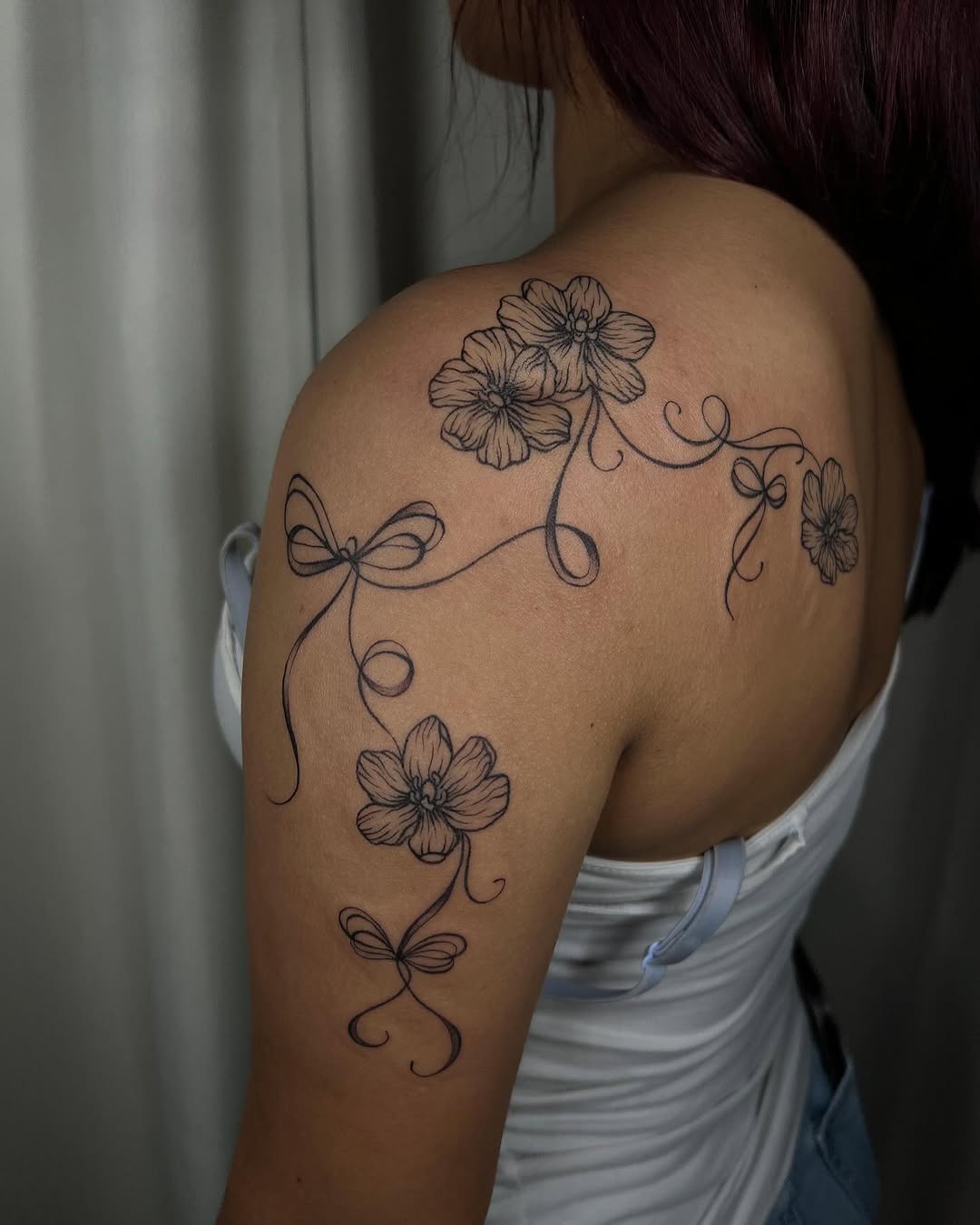 Tattoo by @inkby.isa — fine_line