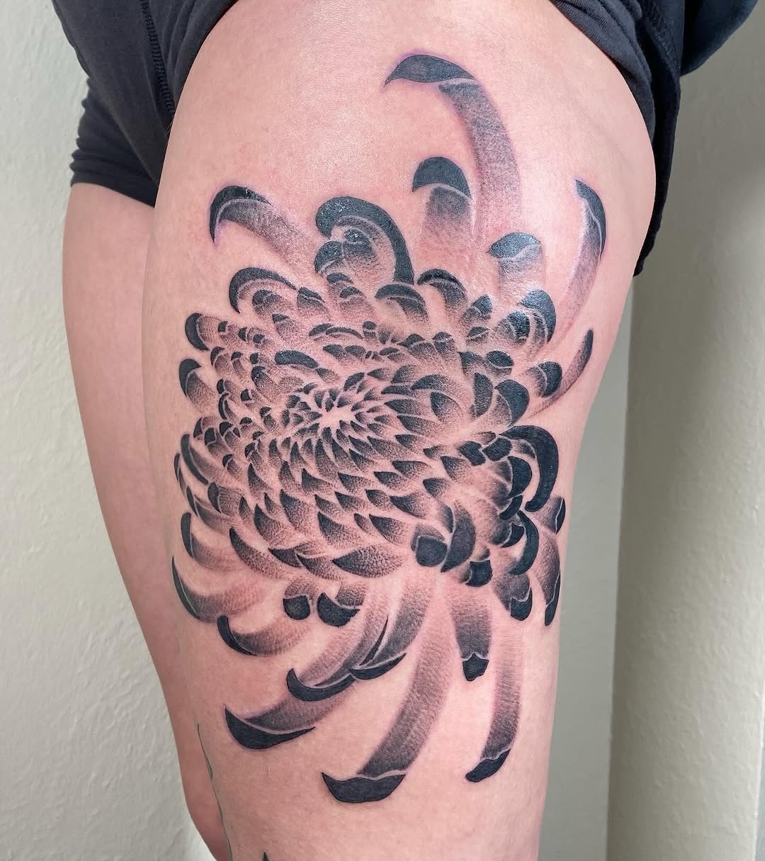 Tattoo by @jenpokes β dotwork, japanese_irezumi