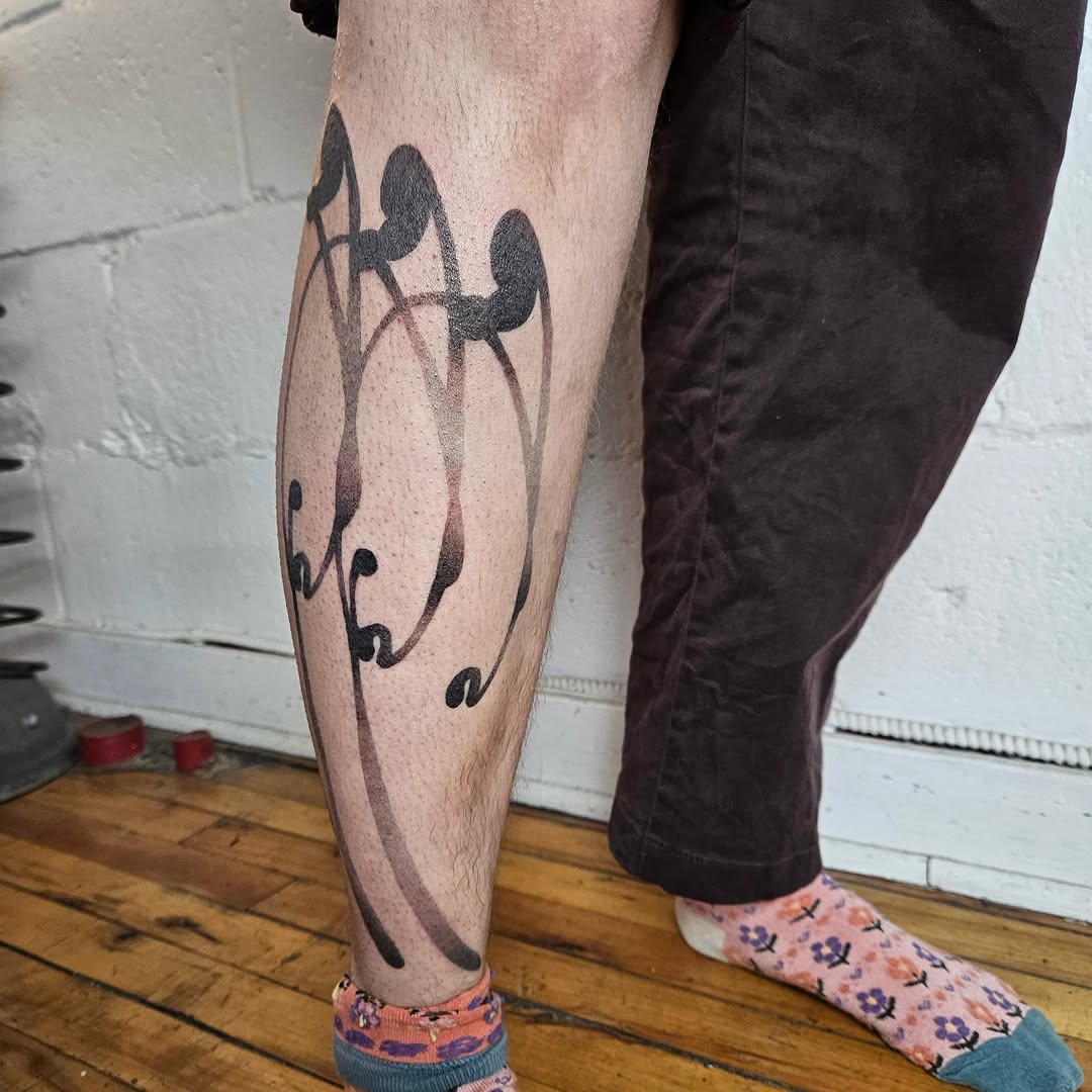 Tattoo by @ma.de.ligne — blackwork, abstract