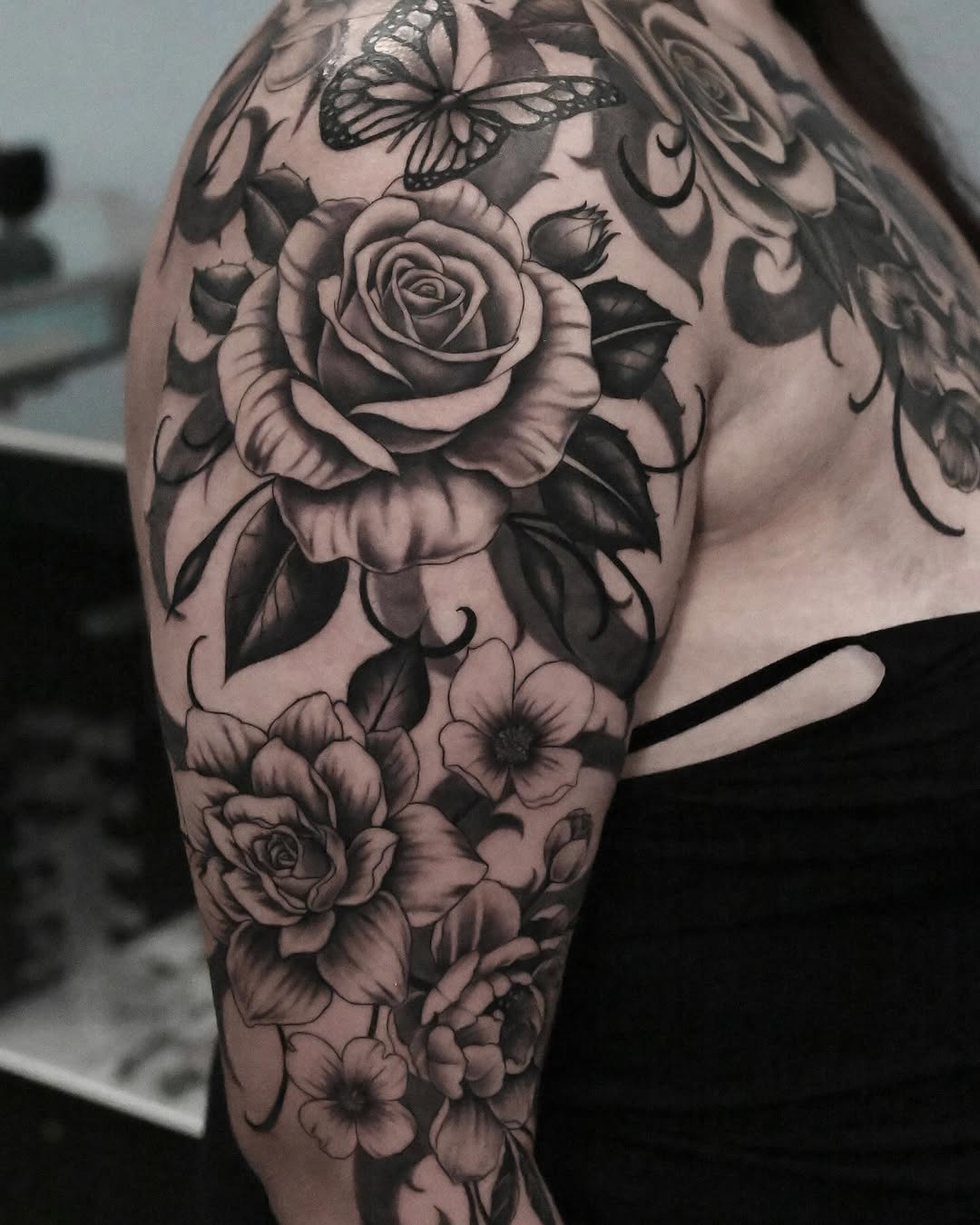 Tattoo by @stilow_ink — black_and_grey, realism