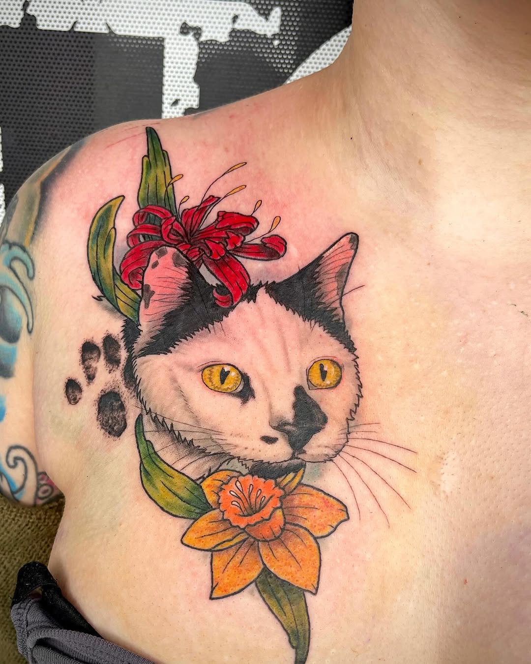 Tattoo by @alandapanda — realism, fine_line