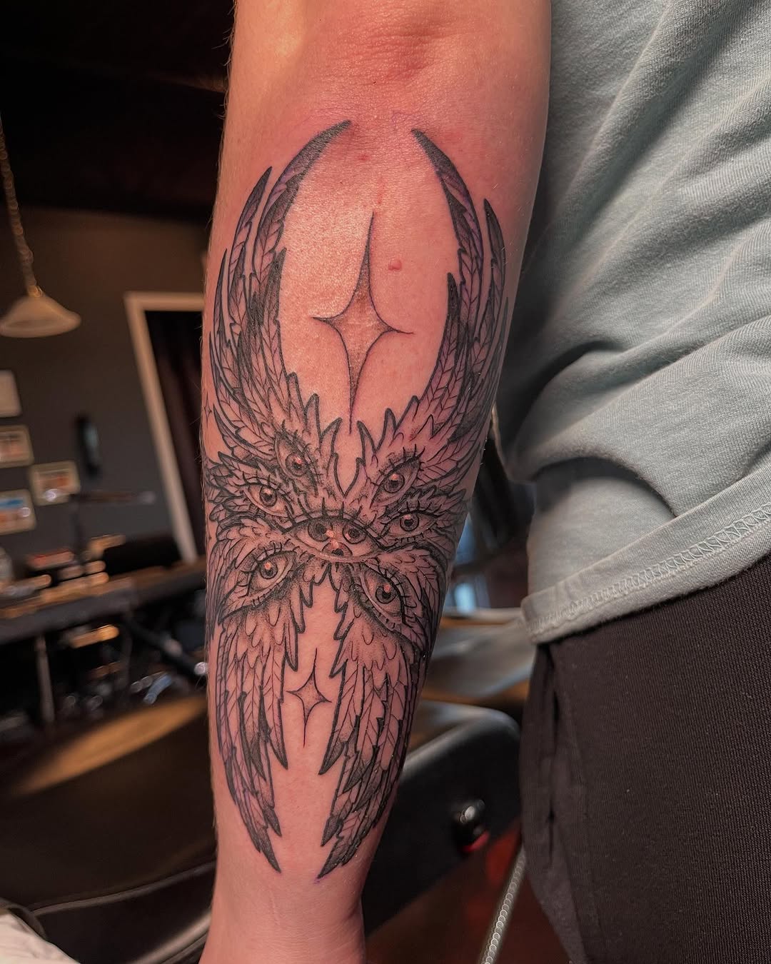 Tattoo by @alandapanda — black_and_grey, illustrative