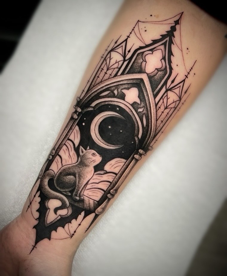 Tattoo by @leawhite_tattoos β black_and_grey, ornamental