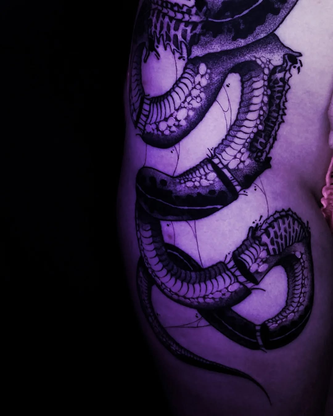 Tattoo by @anaink.ttt β black_and_grey, realism
