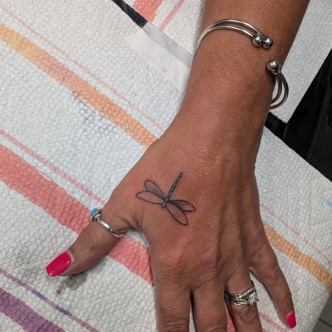 Tattoo by @jazihnotattoo — fine_line