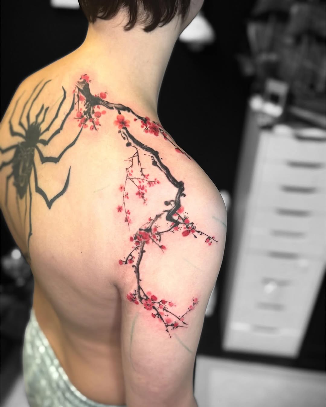 Tattoo by @liii.ink — watercolor, fine_line
