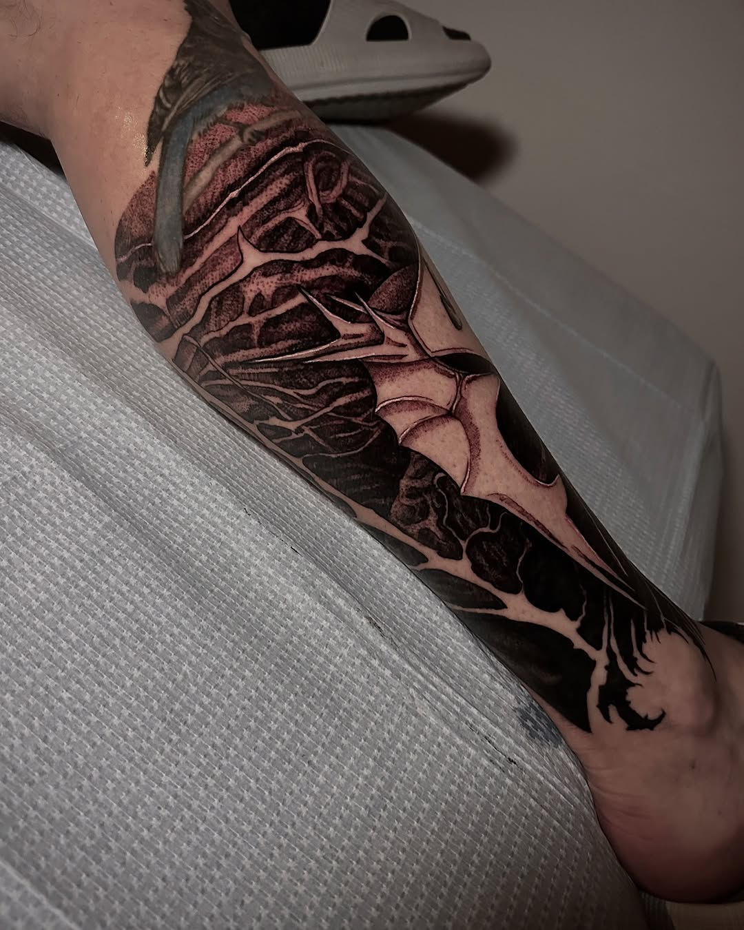 Tattoo by @pablomoreiratattoo — black_and_grey, dark_realism