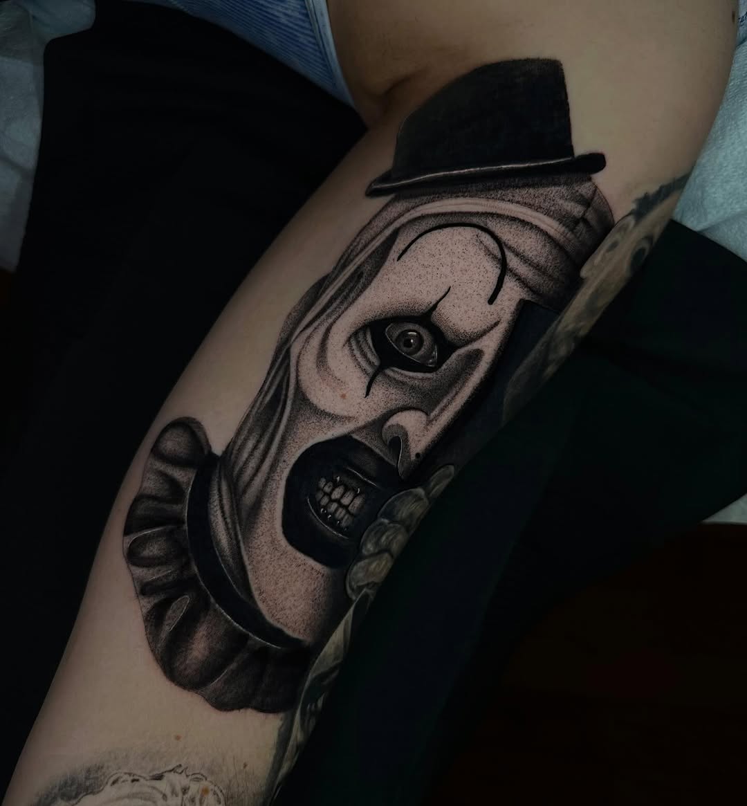 Tattoo by @alexx.arte โ black_and_grey, realism