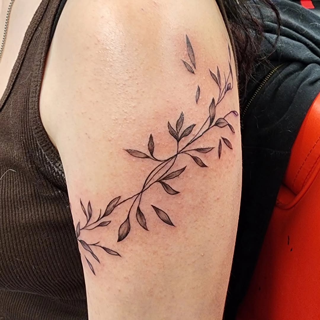 Tattoo by @thedevilspaintbrush_ — fine_line, illustrative
