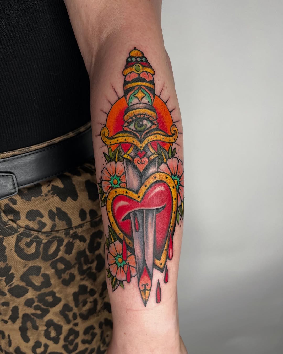 Tattoo by @dreamychristatts β american_traditional, illustrative
