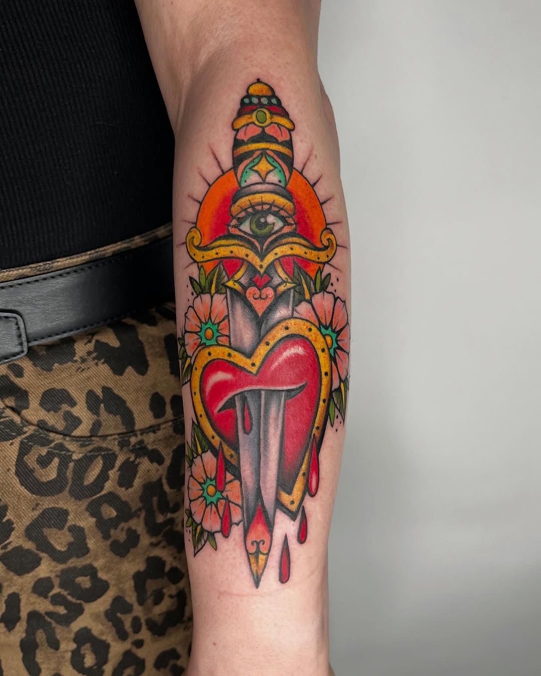 Tattoo by @dreamychristatts β american_traditional, illustrative