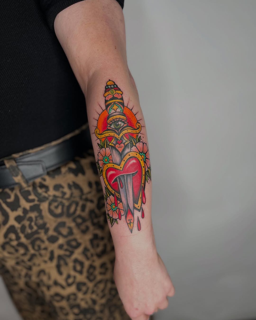 Tattoo by @dreamychristatts β american_traditional, illustrative