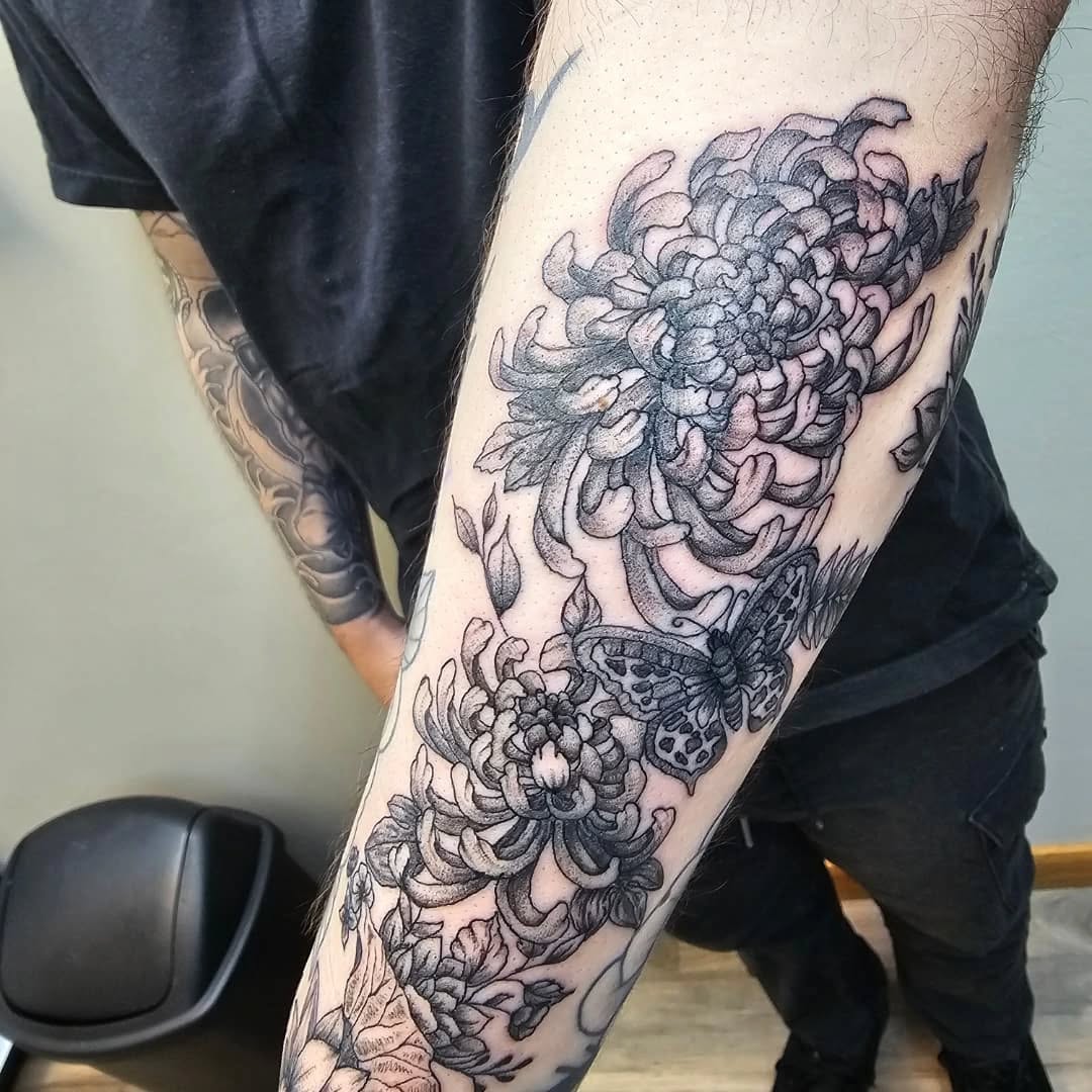 Tattoo by @jabbedbyjess — japanese_irezumi, black_and_grey