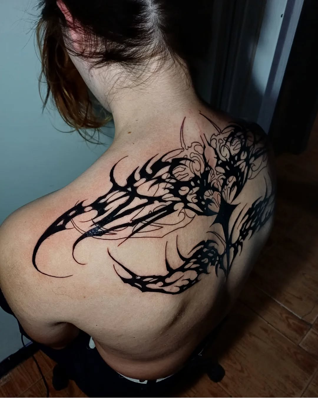 Tattoo by @issa.tatts — blackwork