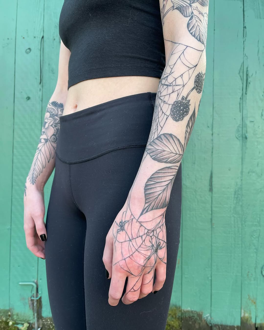 Tattoo by @velvet.snails — black_and_grey, illustrative