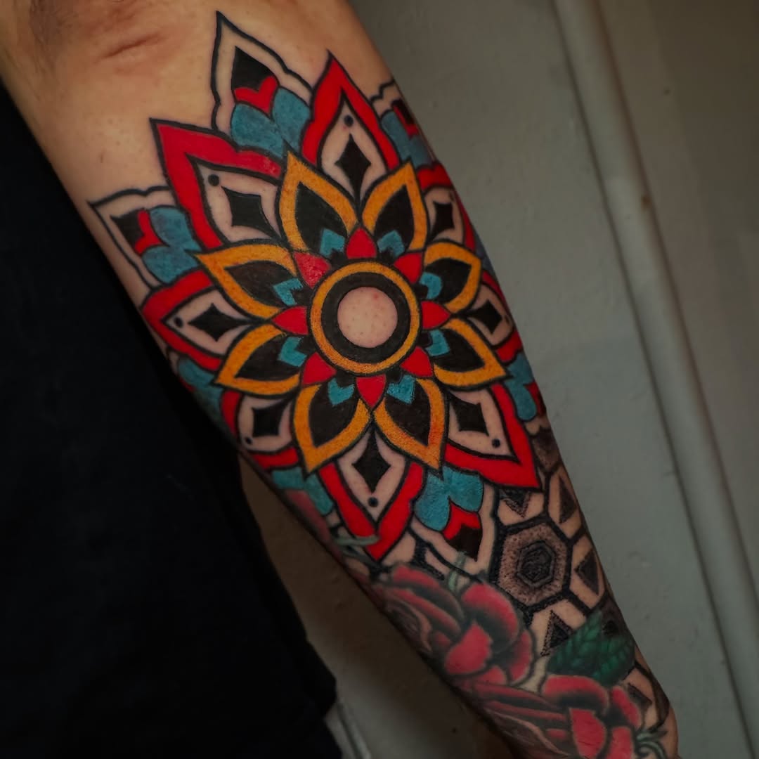 Tattoo by @chozentattoo — geometric, ornamental