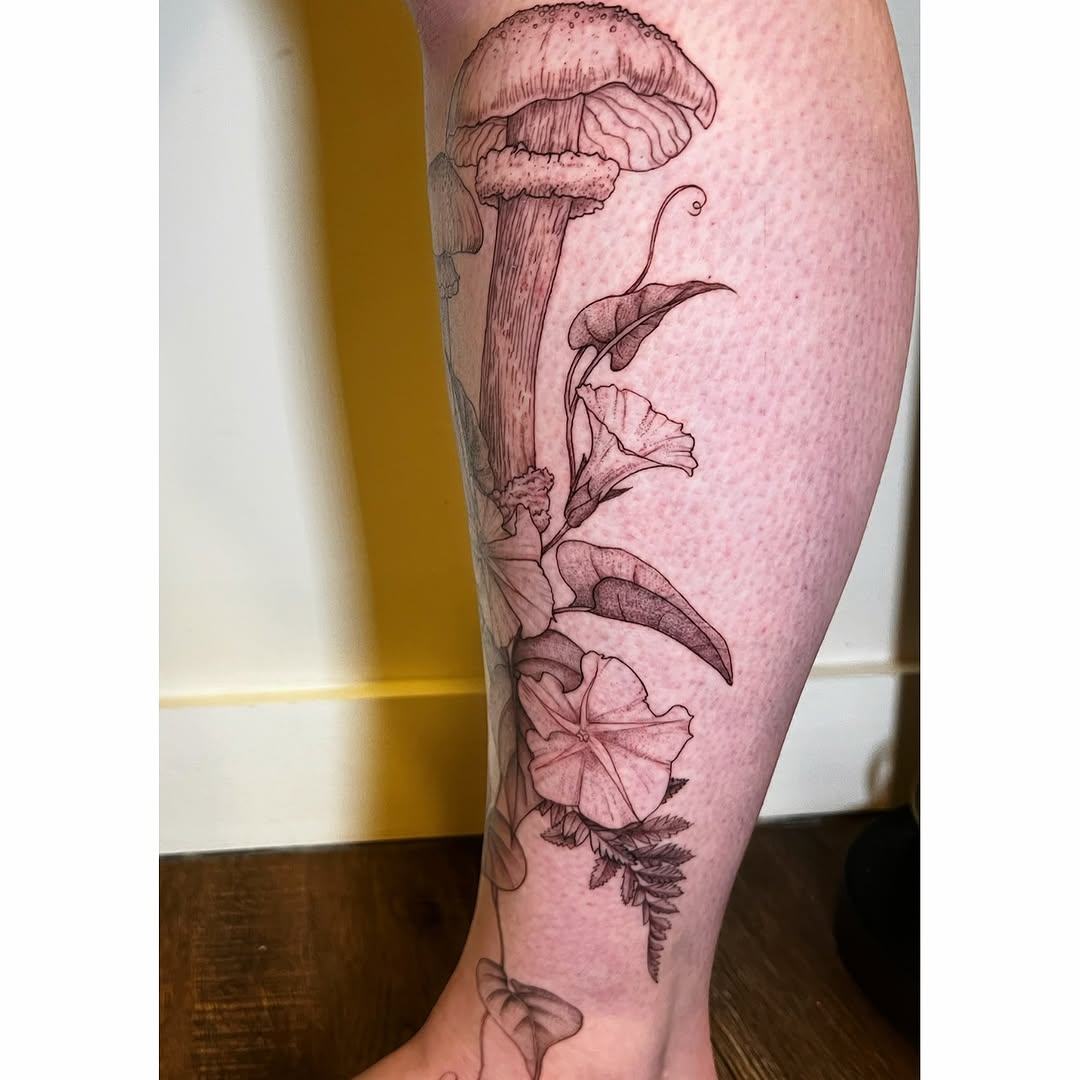 Tattoo by @tatts_n_ash โ black_and_grey, illustrative