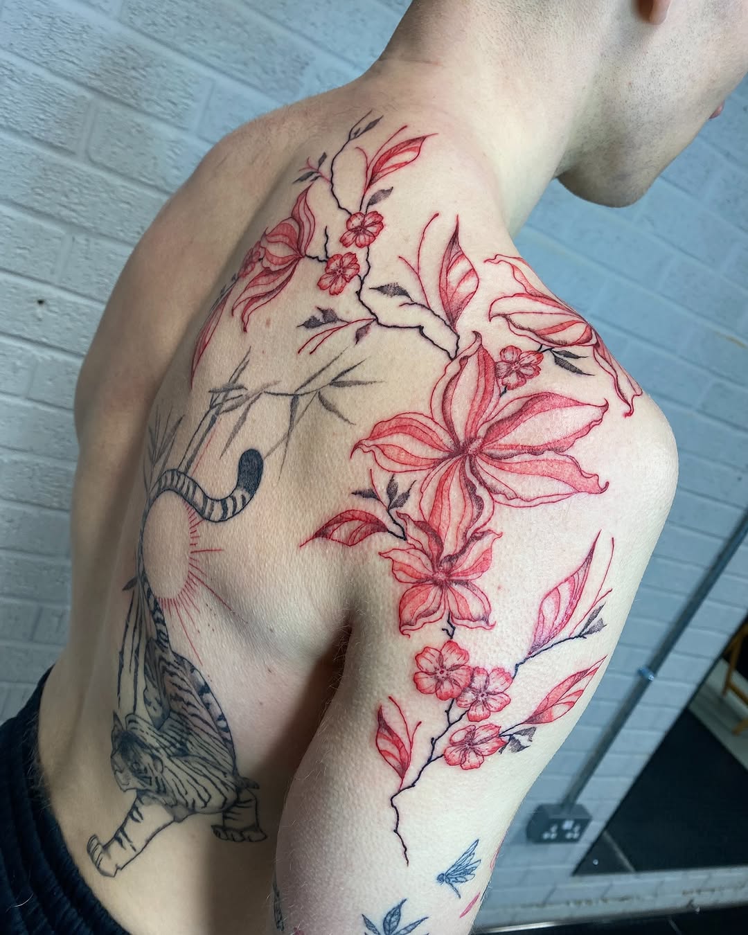 Tattoo by @mozzarellena_tattoos โ black_and_grey