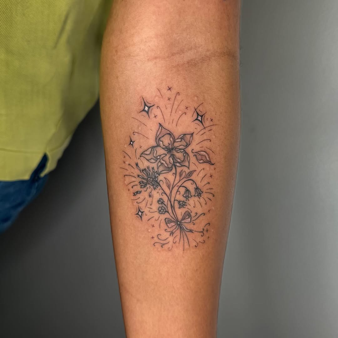 Tattoo by @kittystitches.ink — fine_line, minimalist