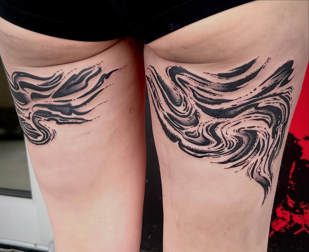 Tattoo by @alandapanda — blackwork