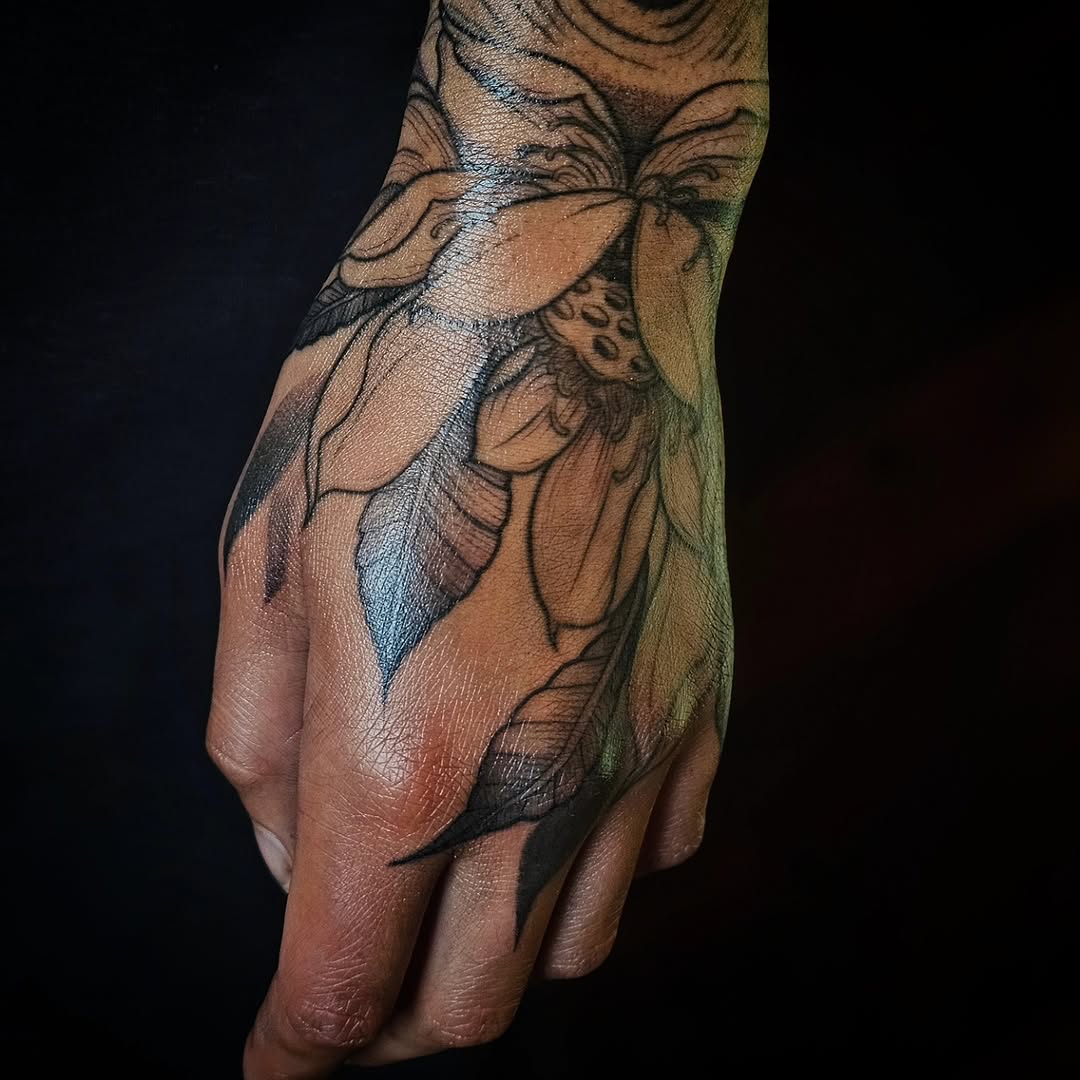 Tattoo by @doveandtoad — black_and_grey, fine_line