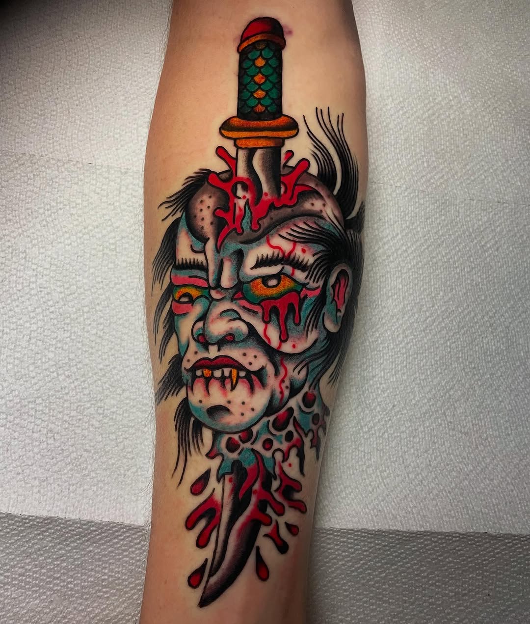 Tattoo by @twodeadfeet — american_traditional, illustrative