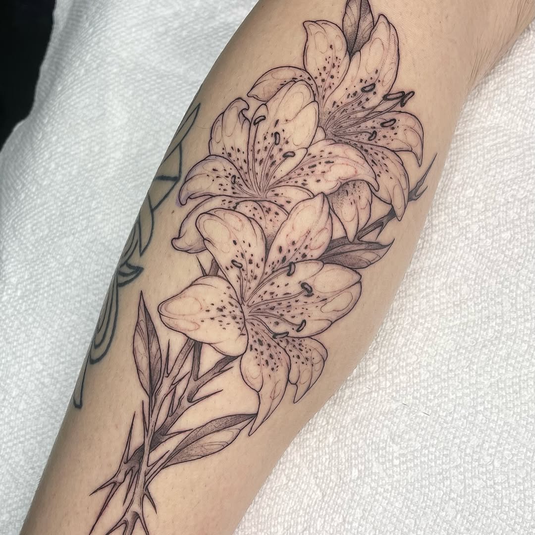 Tattoo by @lexx.christine โ illustrative, black_and_grey
