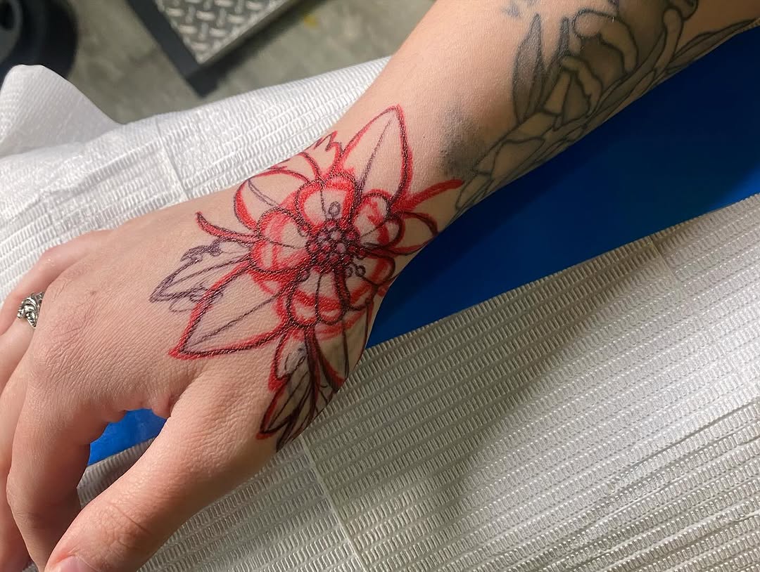 Tattoo by @chaseogletattooer β fine_line