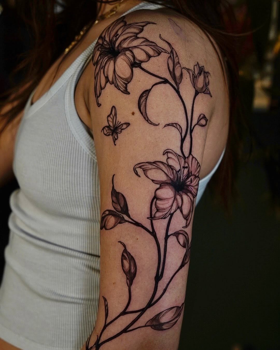Tattoo by @nickilyen — black_and_grey