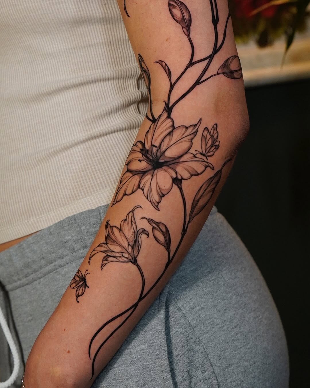 Tattoo by @nickilyen — fine_line
