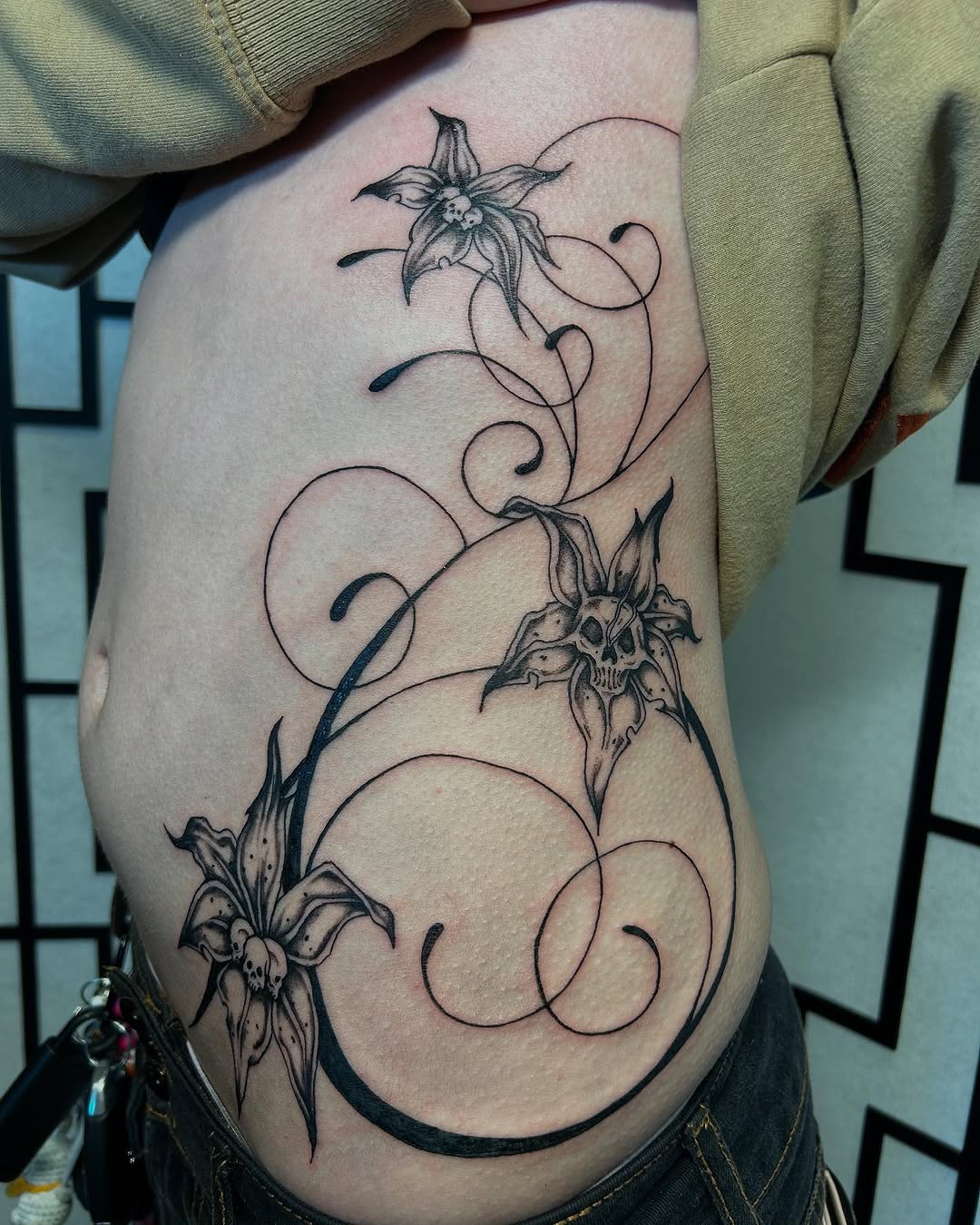 Tattoo by @fionatattooos โ black_and_grey, ornamental