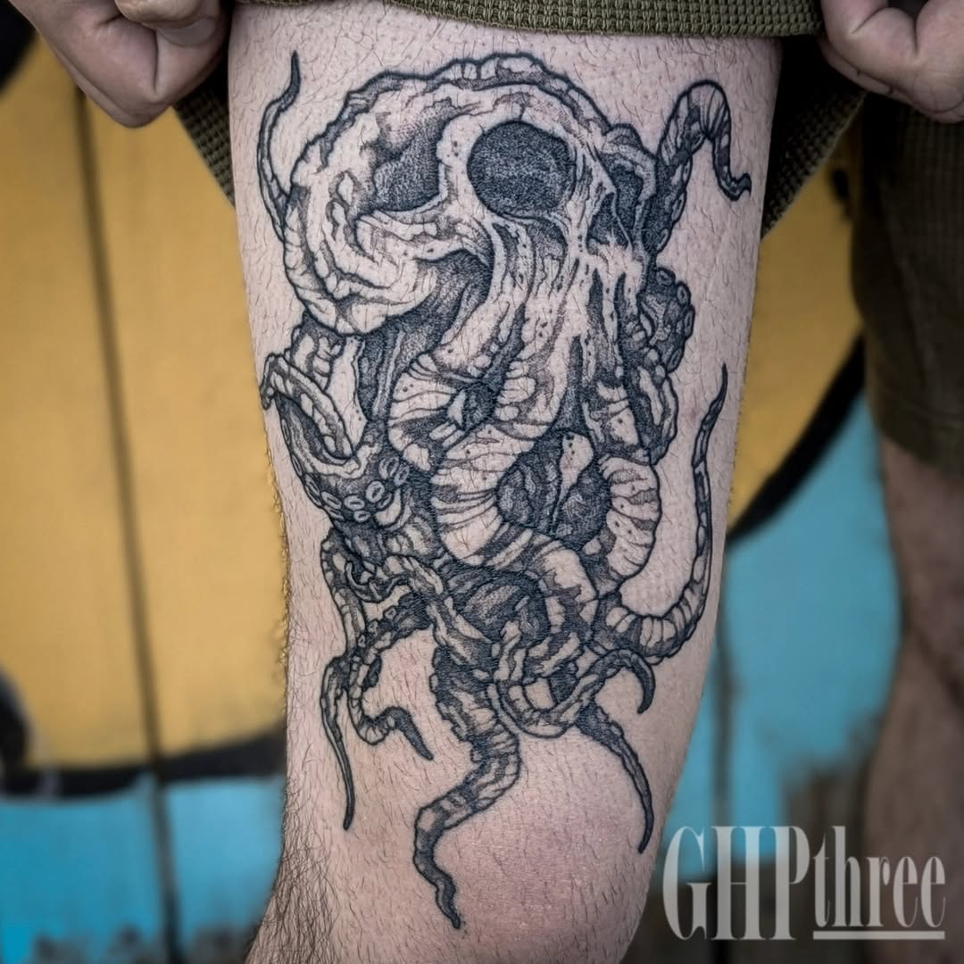 Tattoo by @ghpthree — blackwork