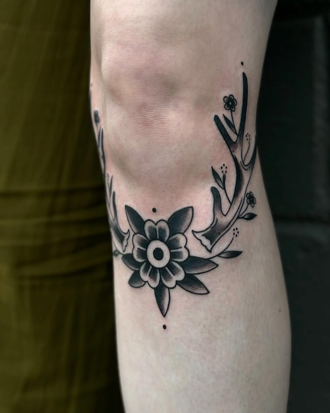 Tattoo by @luna_blue_tattoo — american_traditional, black_and_grey