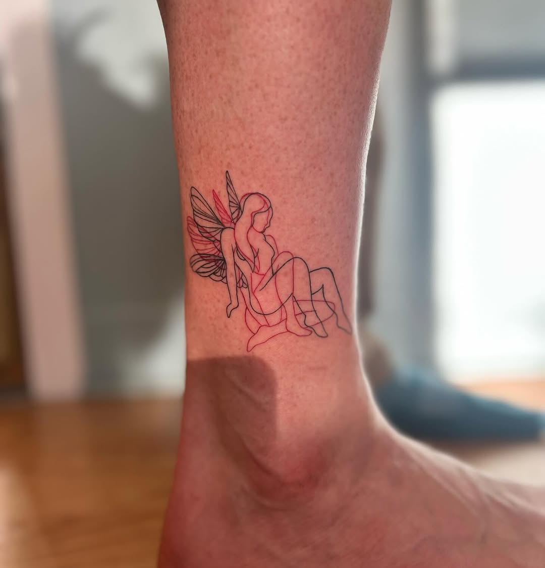 Tattoo by @chaotic__fern β fine_line, minimalist