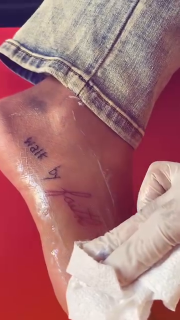 Tattoo by @inguanzoink_ — lettering_script, fine_line