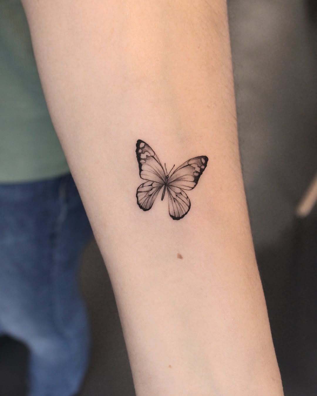 Tattoo by @ayalas._.ink — fine_line, black_and_grey
