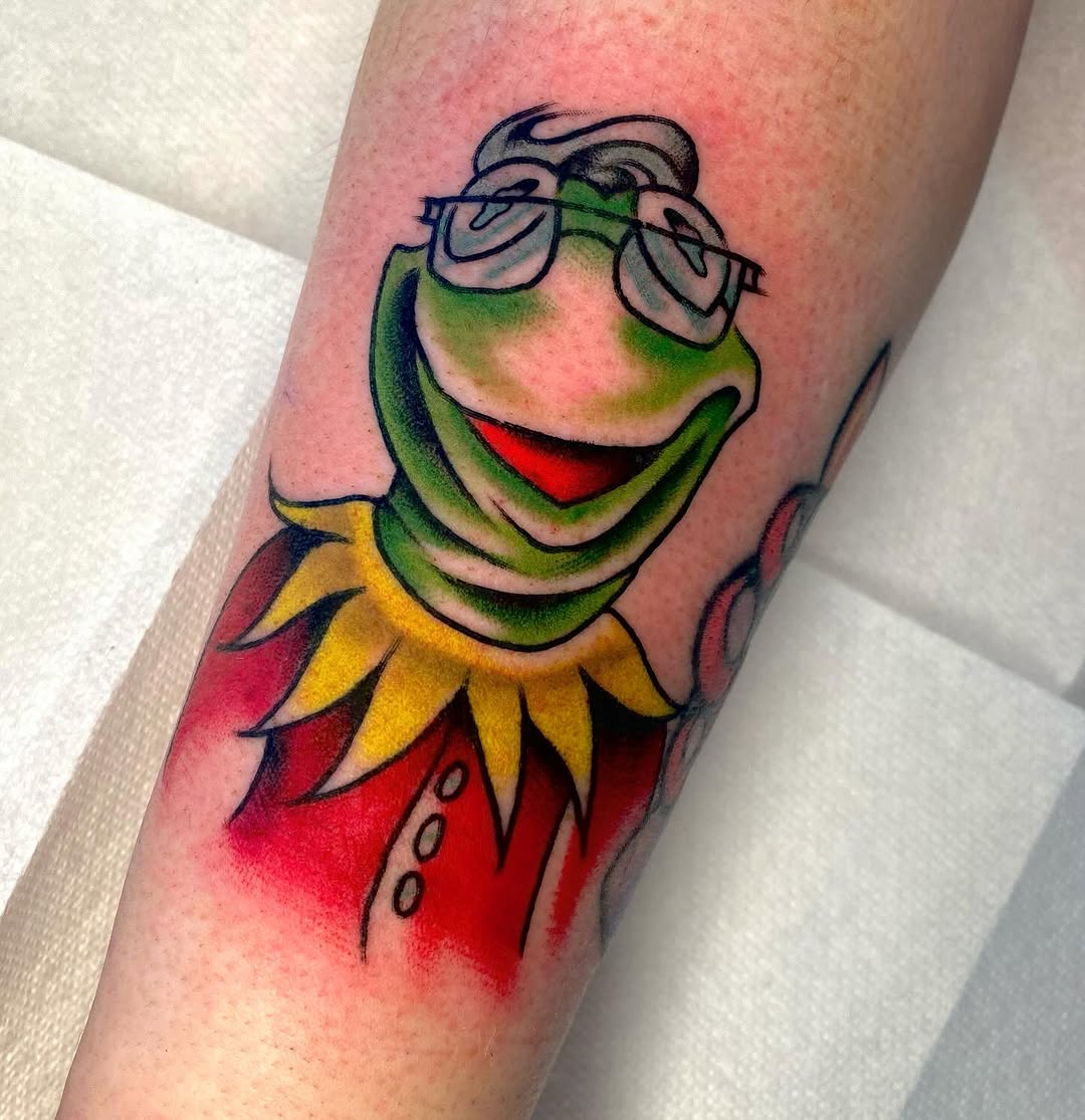 Tattoo by @sydtatz — american_traditional, illustrative