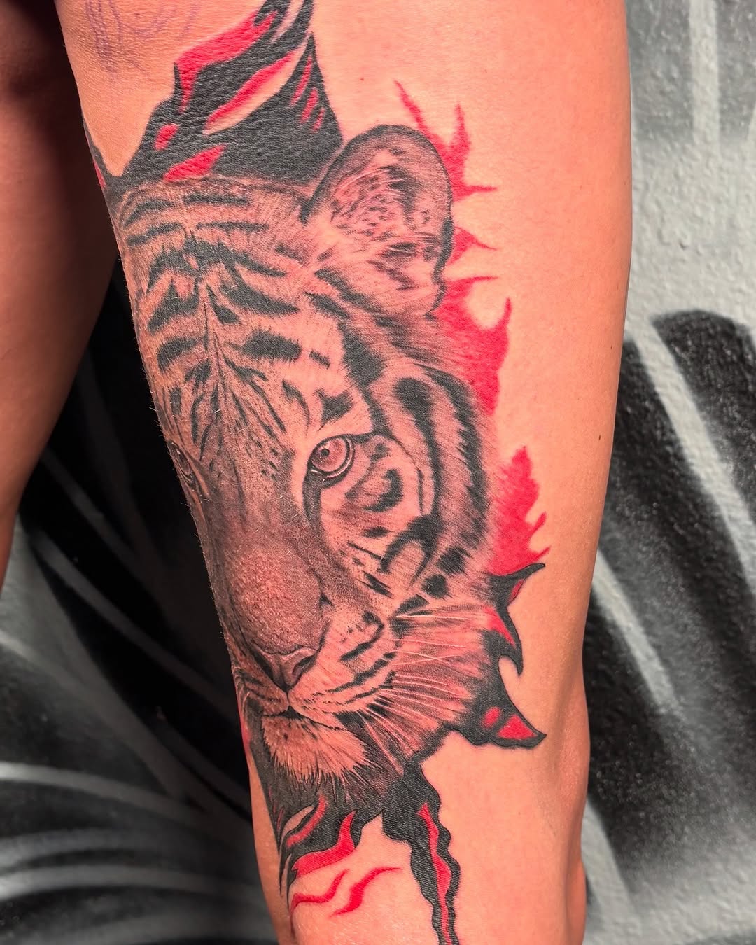 Tattoo by @brixtatts β realism, illustrative
