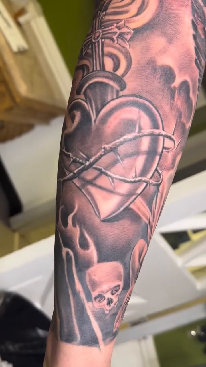 Tattoo by @omarrodrigueztattoo — black_and_grey, realism