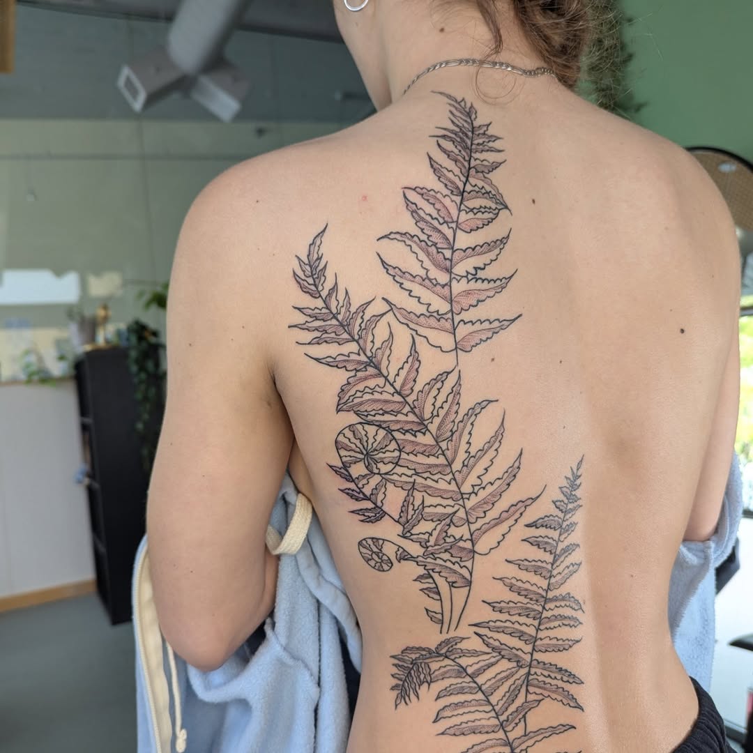 Tattoo by @bellab.tattoo — fine_line, dotwork