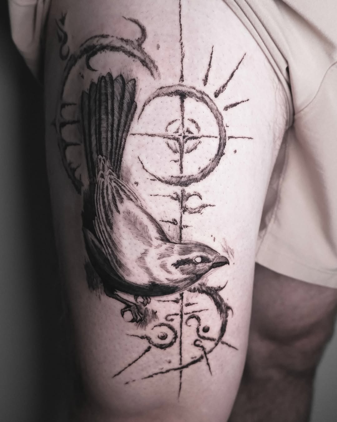 Tattoo by @hanakaki_tattoos โ blackwork