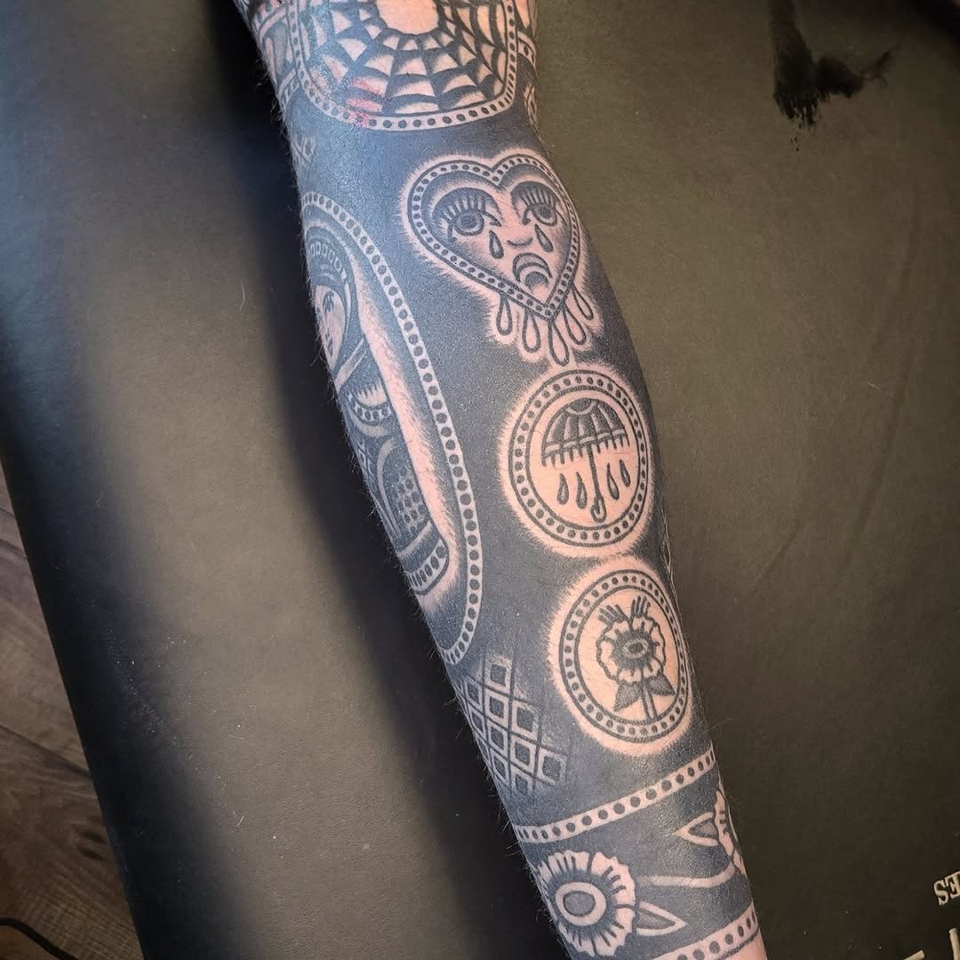 Tattoo by @dekeharms — blackwork, illustrative