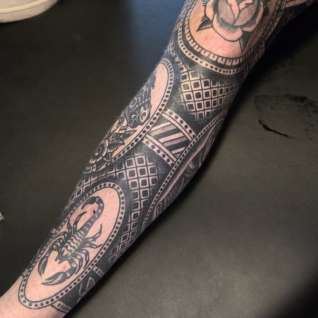 Tattoo by @dekeharms — blackwork, ornamental