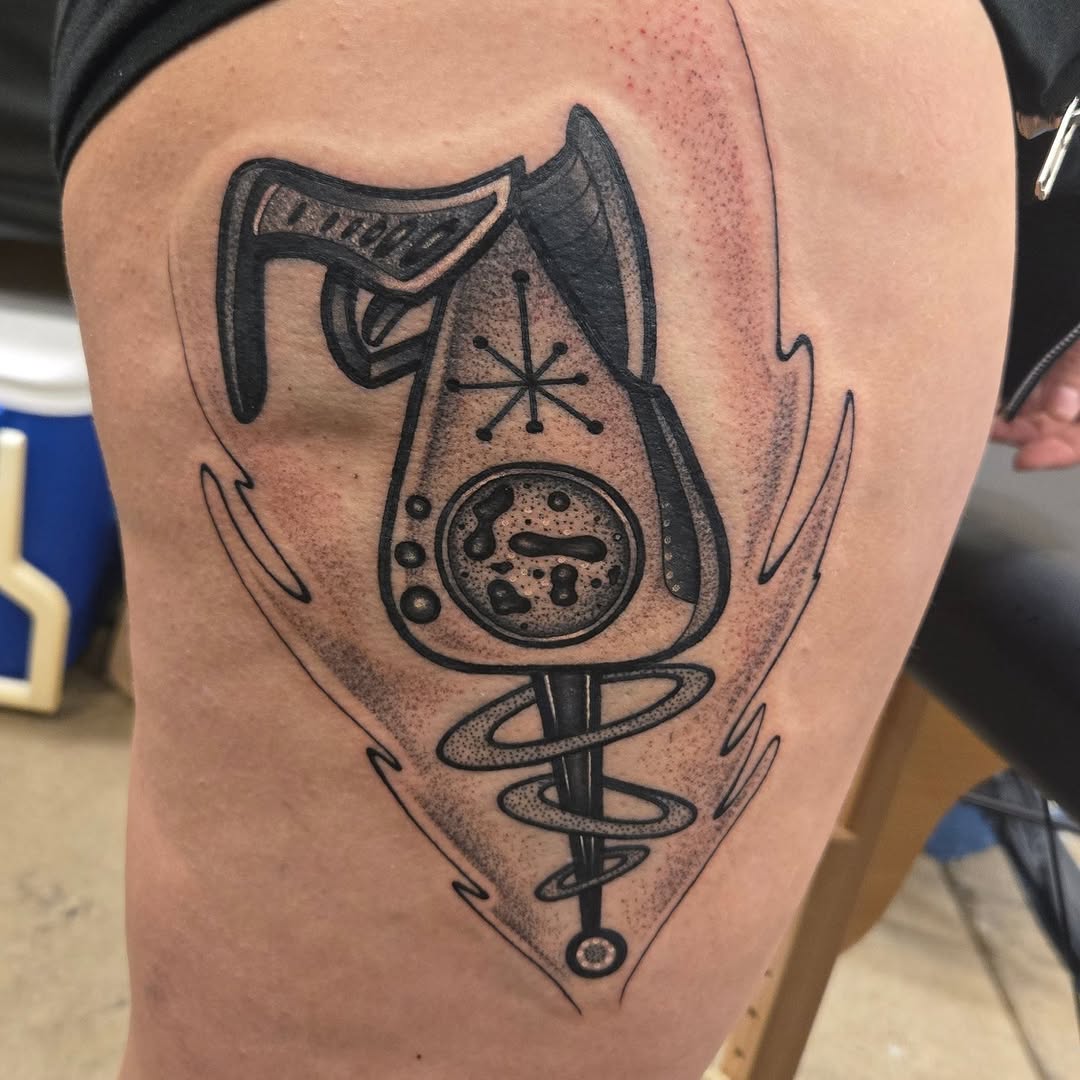 Tattoo by @thunder_scorpiontattoos โ geometric