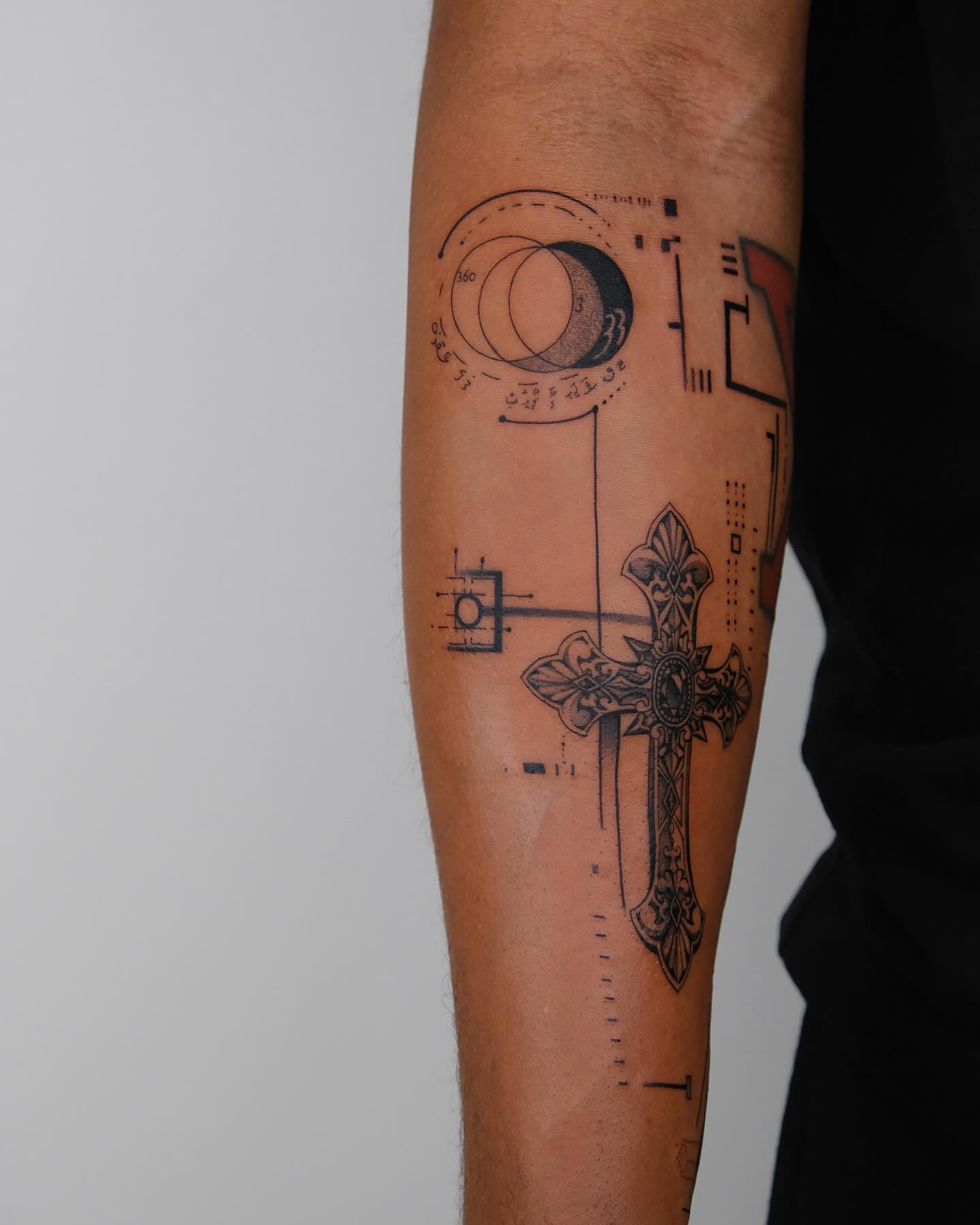 Tattoo by @zaytattoos β geometric, black_and_grey