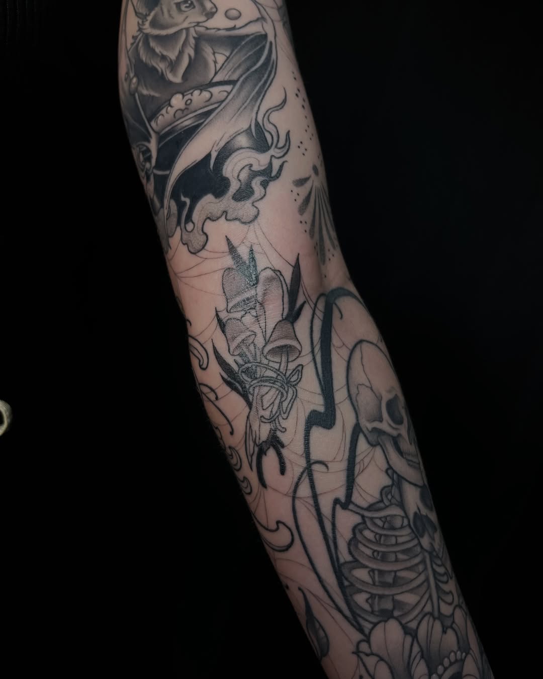 Tattoo by @_gwen.ink — blackwork, illustrative