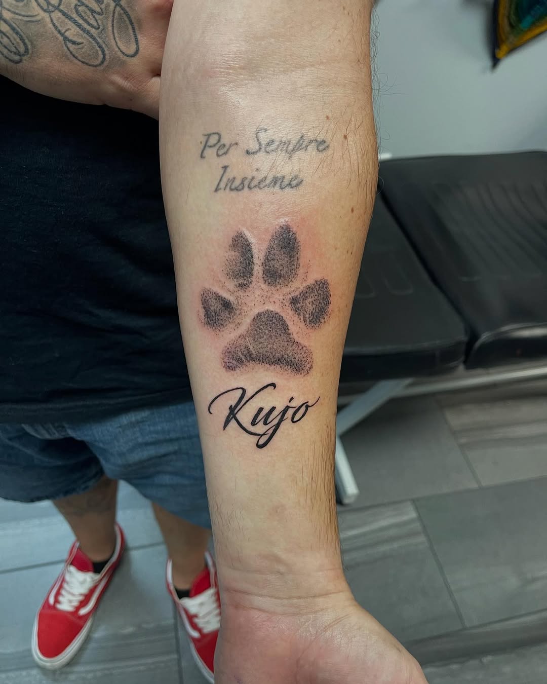Tattoo by @miznola — lettering_script, black_and_grey